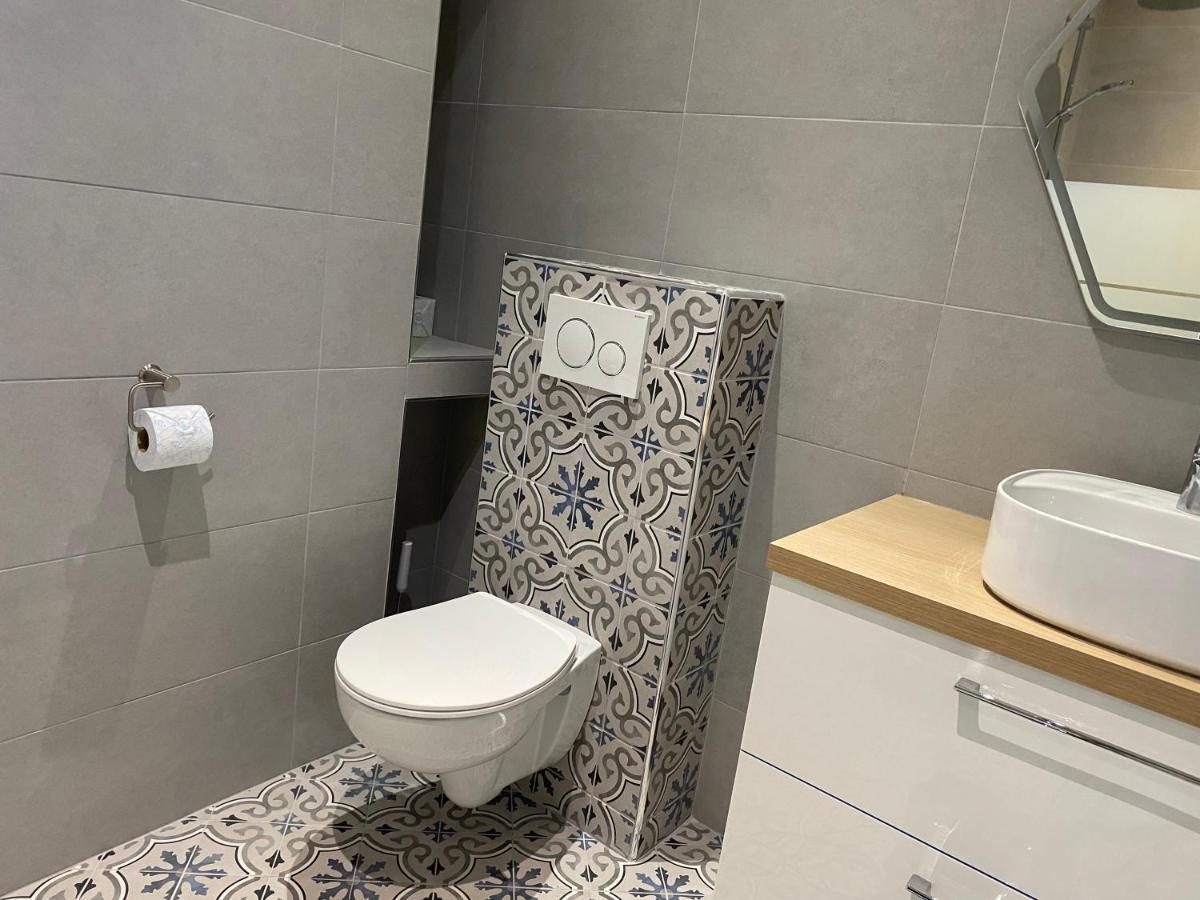 Magnifique Appartement Climatise - Classe 4 Etoiles Terrasson Екстериор снимка
